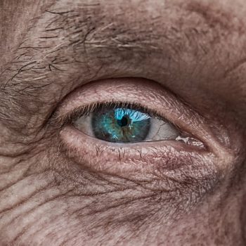 9 Steps to Help Prevent Macular Degeneration