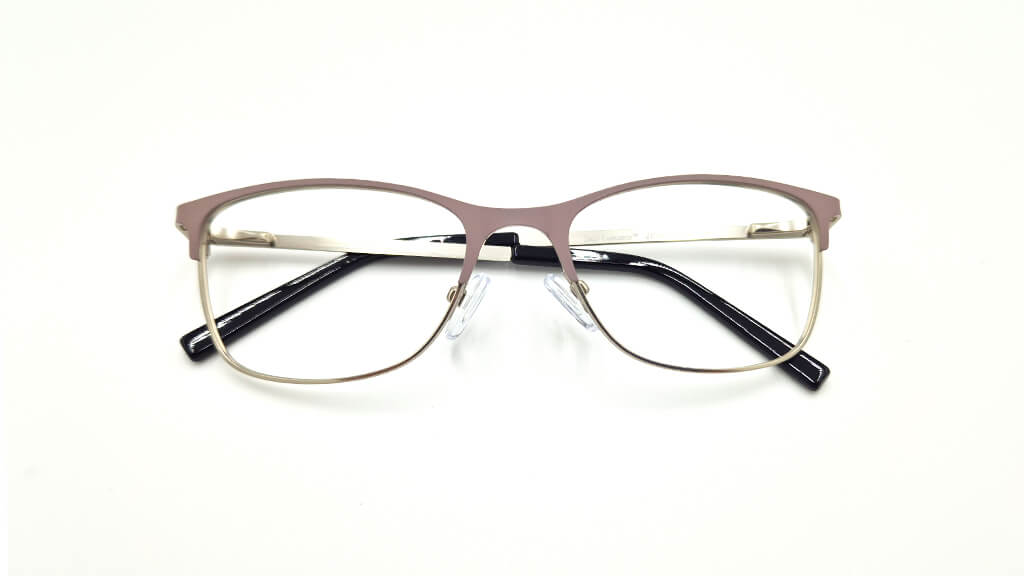 1024x576_ZE001_C1_front