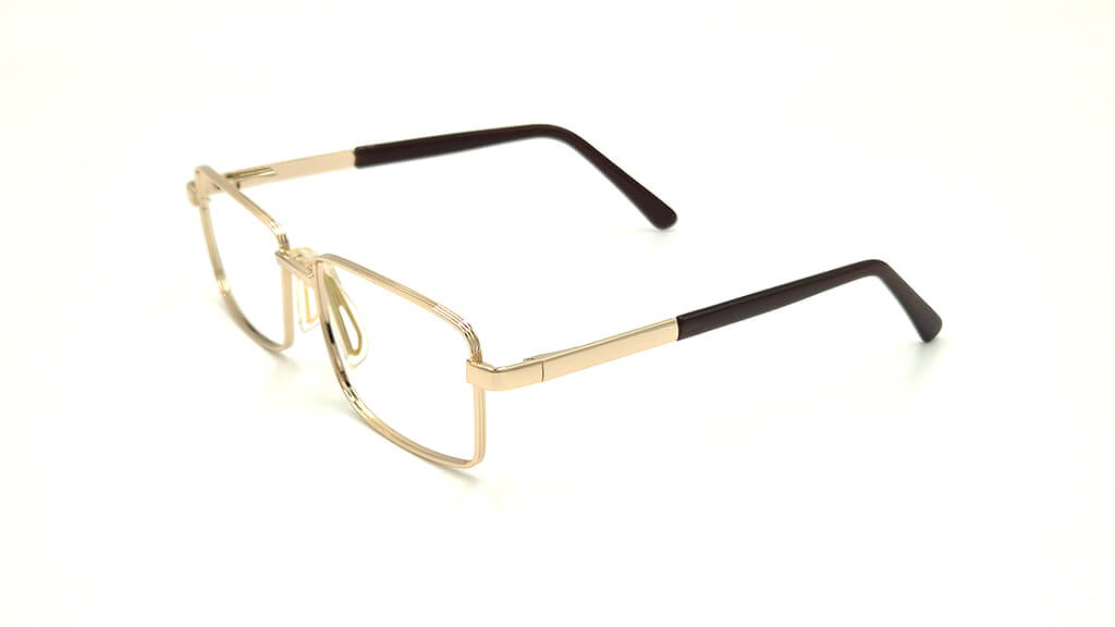 1024x576_ZE004_C1_side