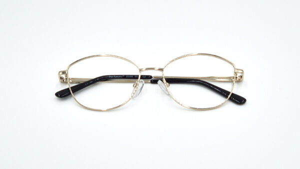 1024x576_ZE006_C2_front