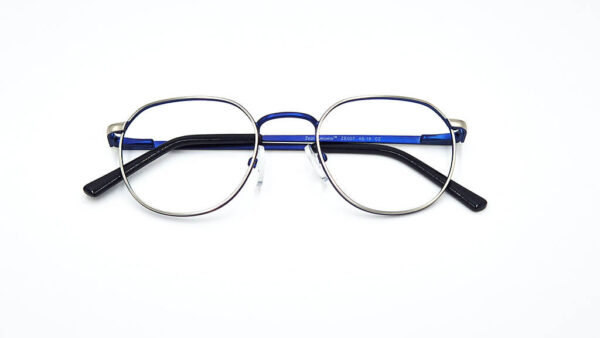 1024x576_ZE007_C2_front